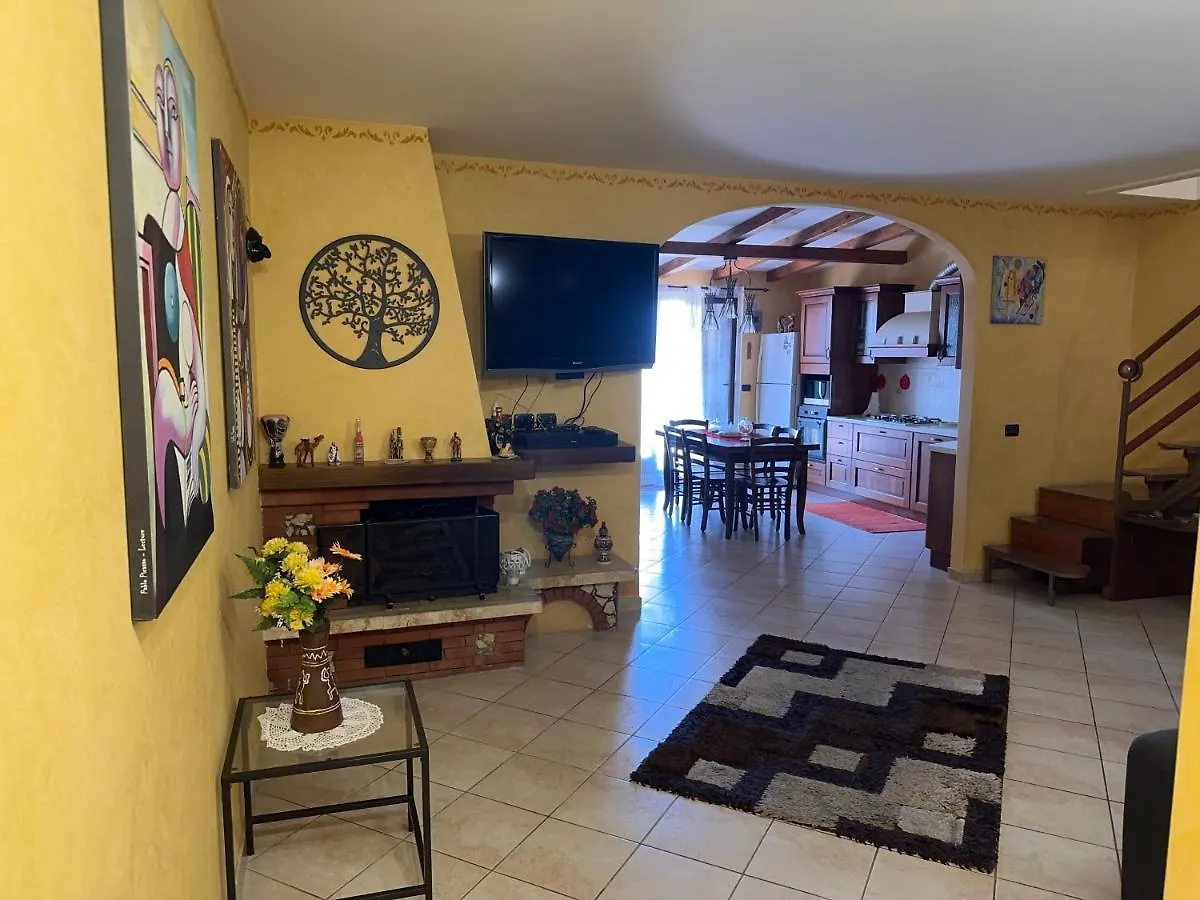 דירה אצ'י קטנה Chila Home